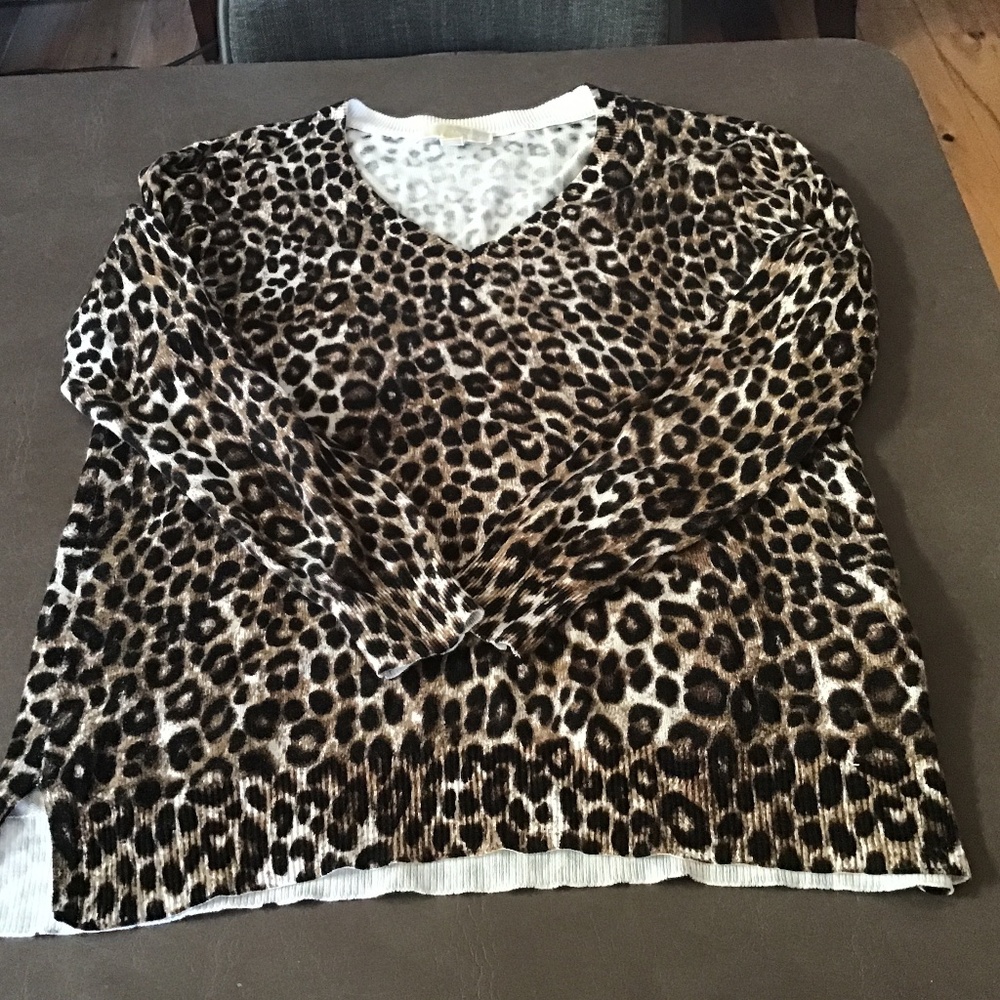 Michael Kors women’s long sleeve animal print light sweater